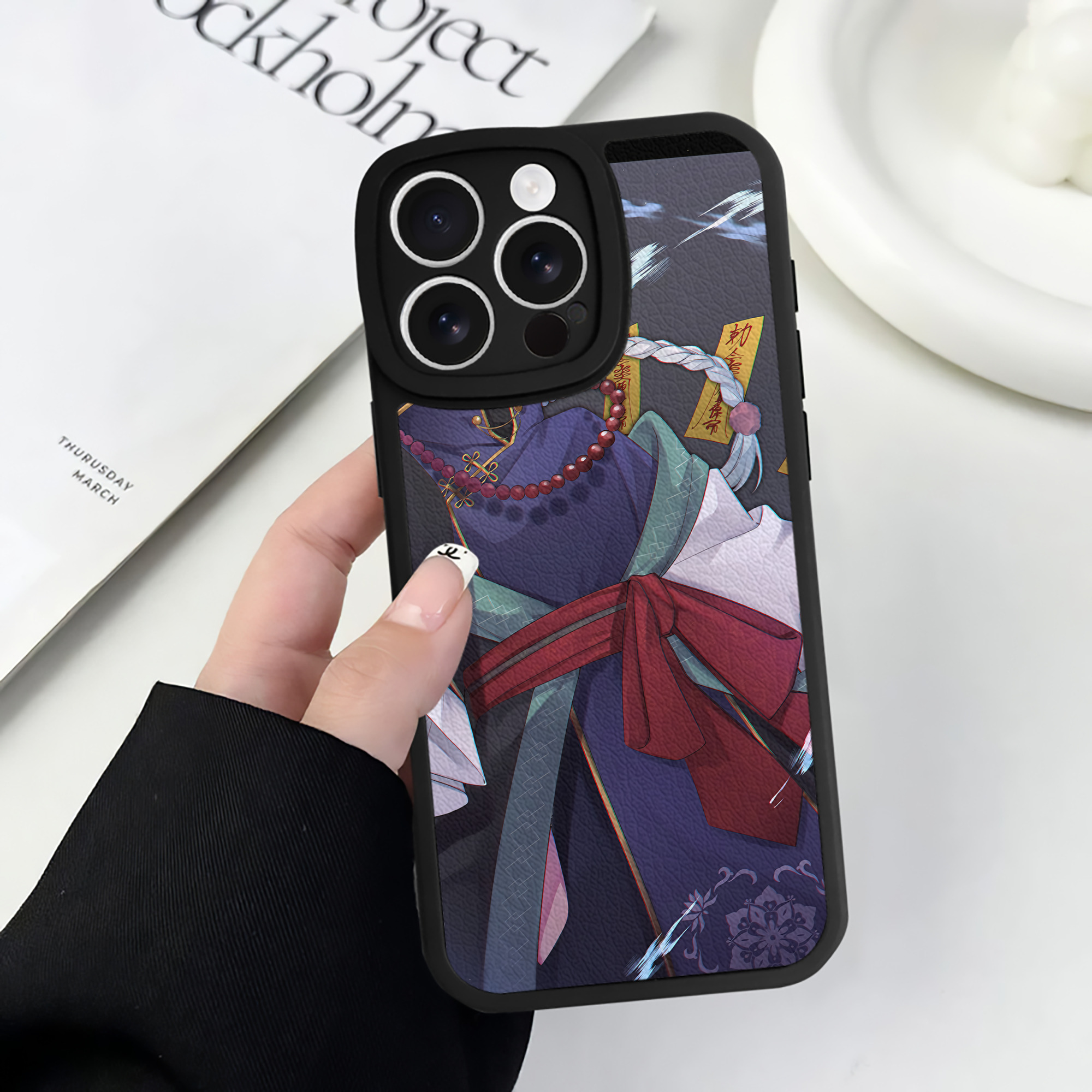（画像用） 文豪ストレイドッグス Bungo Stray Dogs 【iPhone 16シリーズ対応】シリコンスマホケース（レザー調） 材質：シリコン